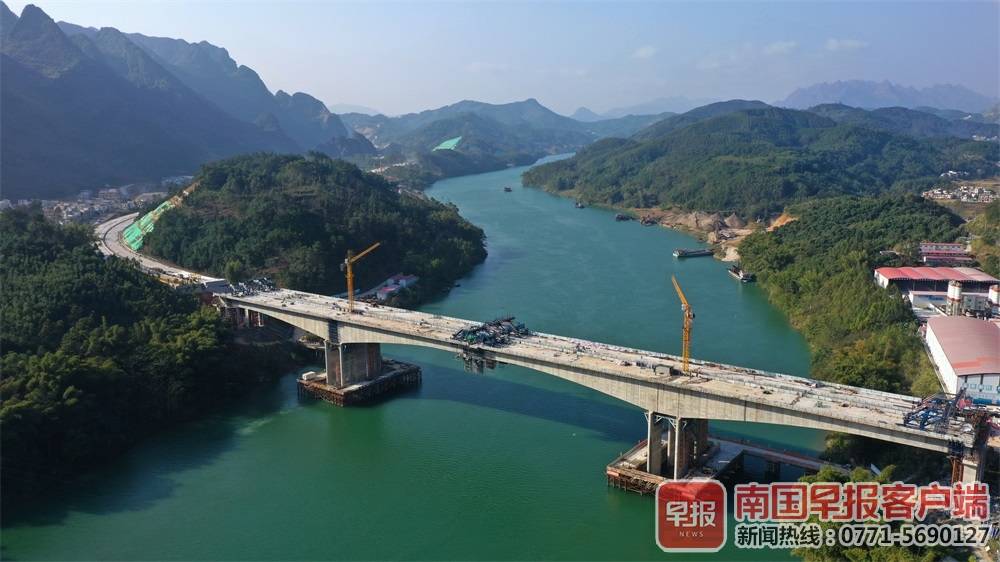 广西力争一季度开建10条高速公路,有过你家的么?
