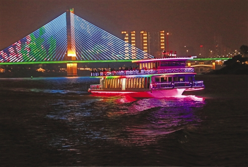江上夜游成南宁旅游名片 已接待客流近2万人次
