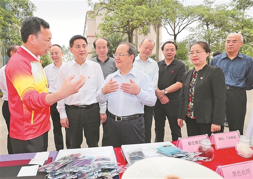 【2019.4.22】三分钟看资讯,掌握广西县域动态|自治区党委书记鹿心社深入桂平市平南县调研
