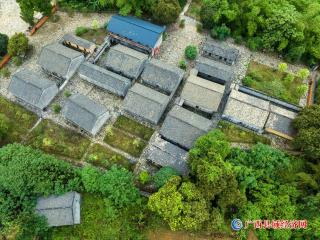 国际摄影协会(ipa)在广西麻子畲红色文化旅游区再添摄影创作基地牌匾