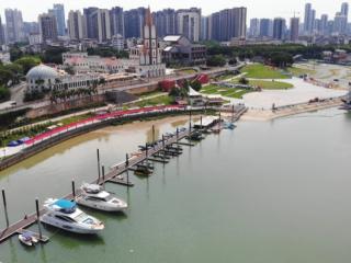 桨板运动热度攀升 南宁强化邕江航道安全管理