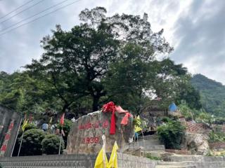 德保县登贡村:多方聚力共建“文化大舞台”