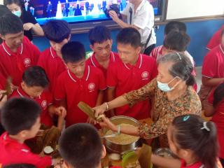 宁明县城中镇中心小学举办端午节系列活动