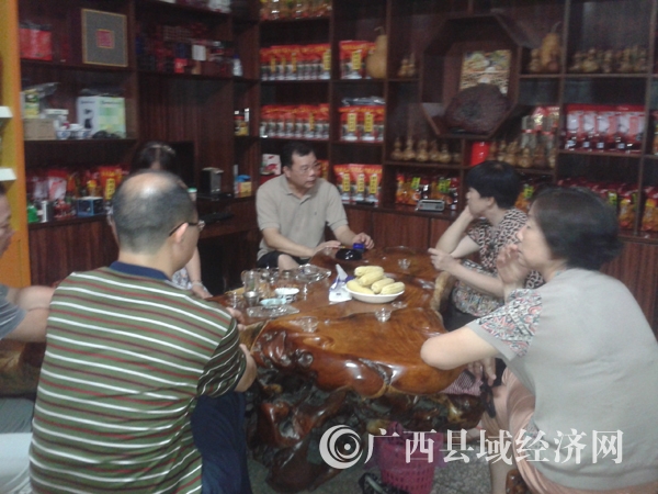 县促会组织茶叶专家赴金秀瑶族自治县开展“助推广西一县一茶活动”