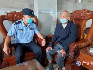 重阳节里送关怀 九旬队员得关爱