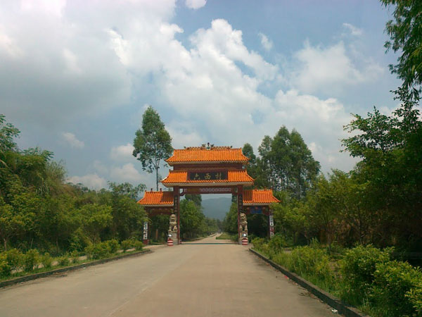 兴业县龙安镇