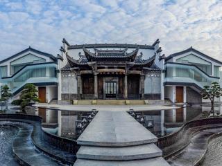 岜莱温泉民宿 花山旅游明珠