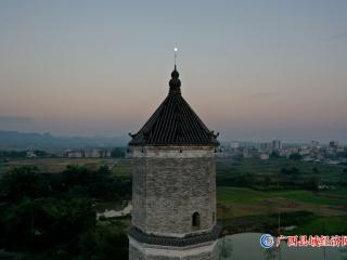 蓉峰夕照无限美 冬日暖阳游人醉