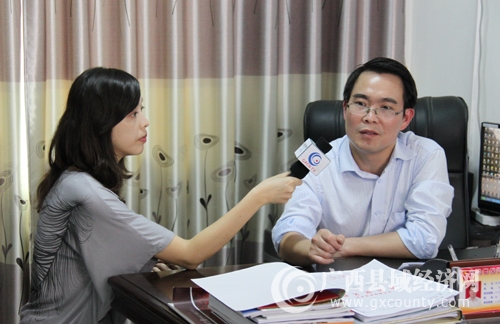 莫维铭：加快转变发展方式实现经济社会全面提升